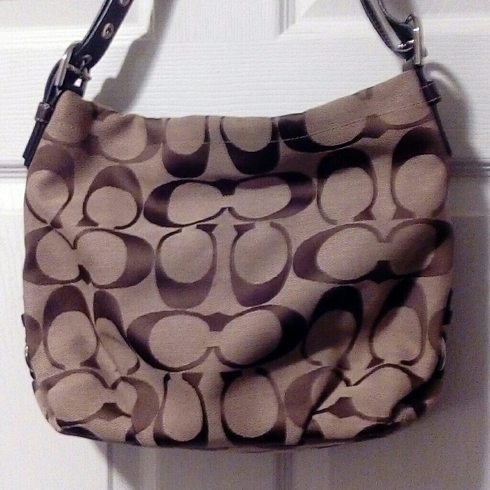 Signature Coach bag